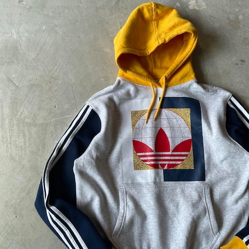 adidas / center logo hoodie size M 配送A