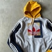 adidas / center logo hoodie size M 配送A