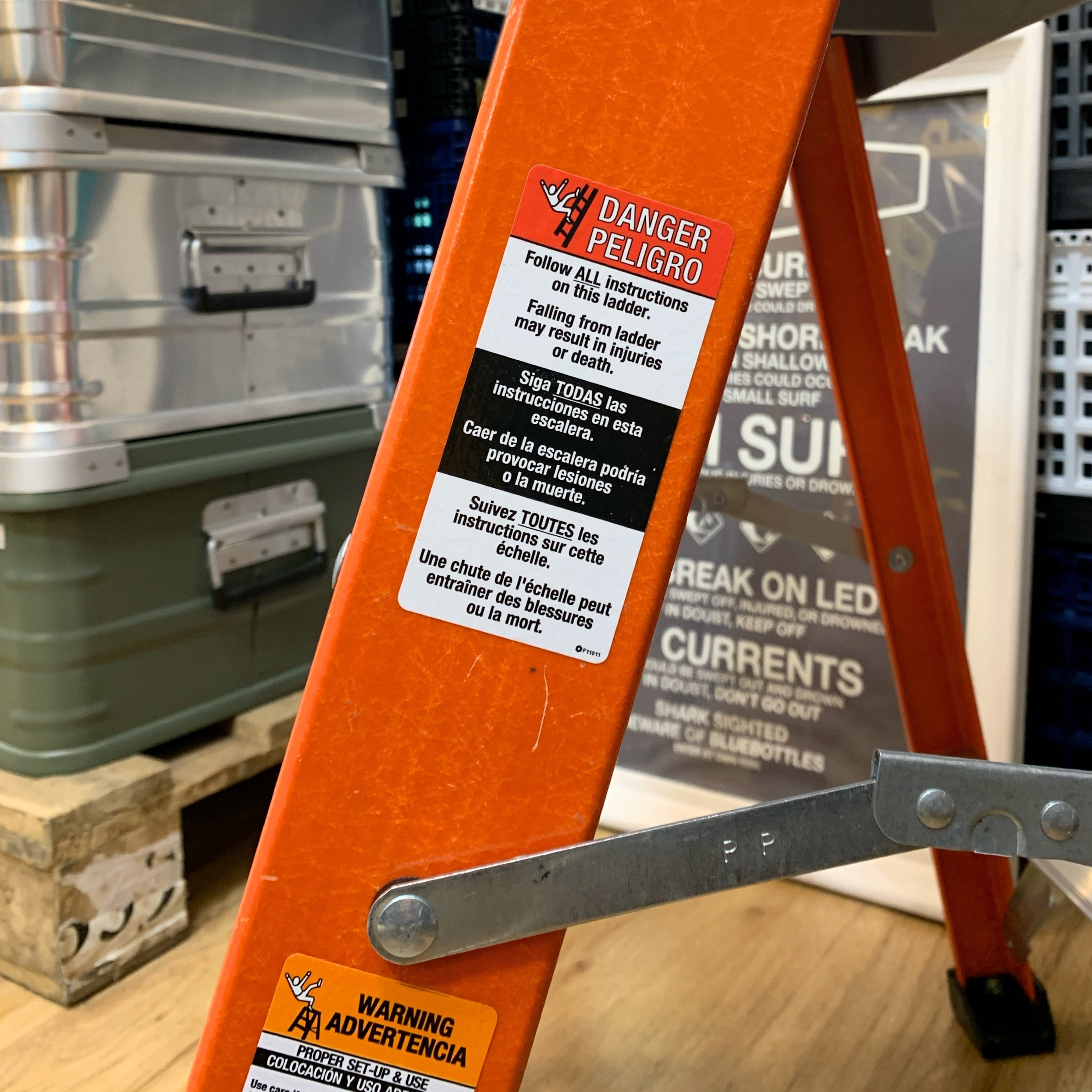 LOUISVILLE LADDER】Fiber Step 2ft | Transit. JAMESYAMA-TERRACE