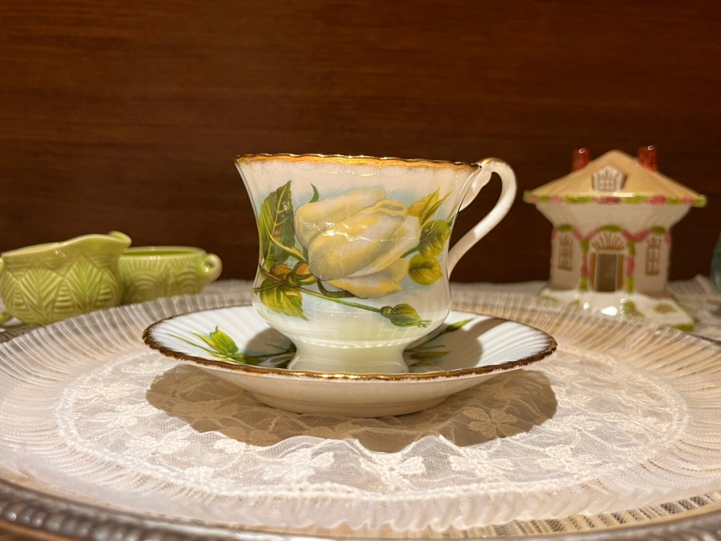 ビンテージ✨パラゴン ティーカップ&ソーサー ピオニー 金彩 パラゴン