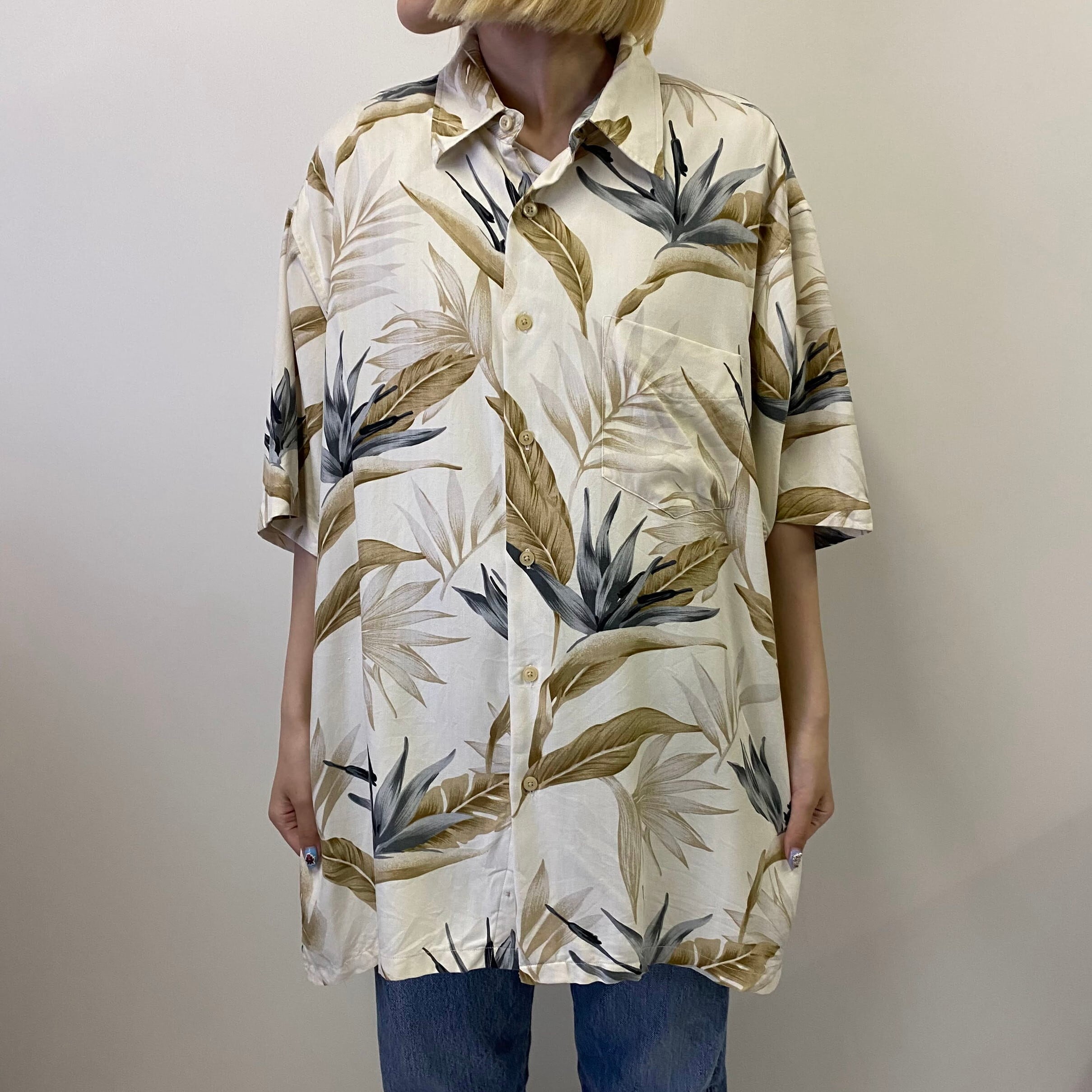 Nautica ノーティカ ボタニカル柄 総柄 シルクシャツ メンズl 古着 オフホワイト ベージュ 半袖シャツ Nw27 Cs29 50 Cs2212 30 Cave 古着屋 公式 古着通販サイト