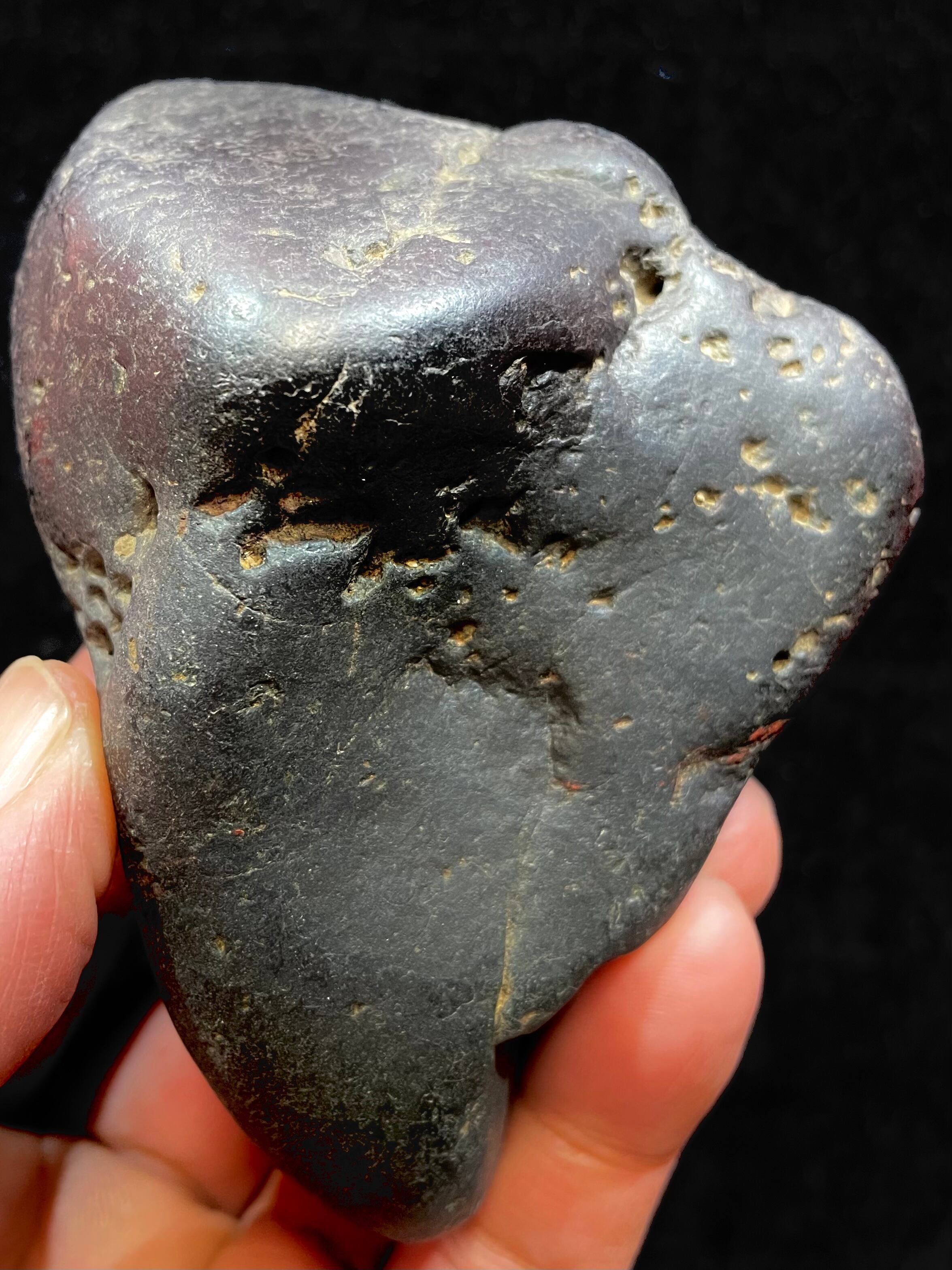 18) 人生の真髄・神々の石「神居古潭」ストーン大型