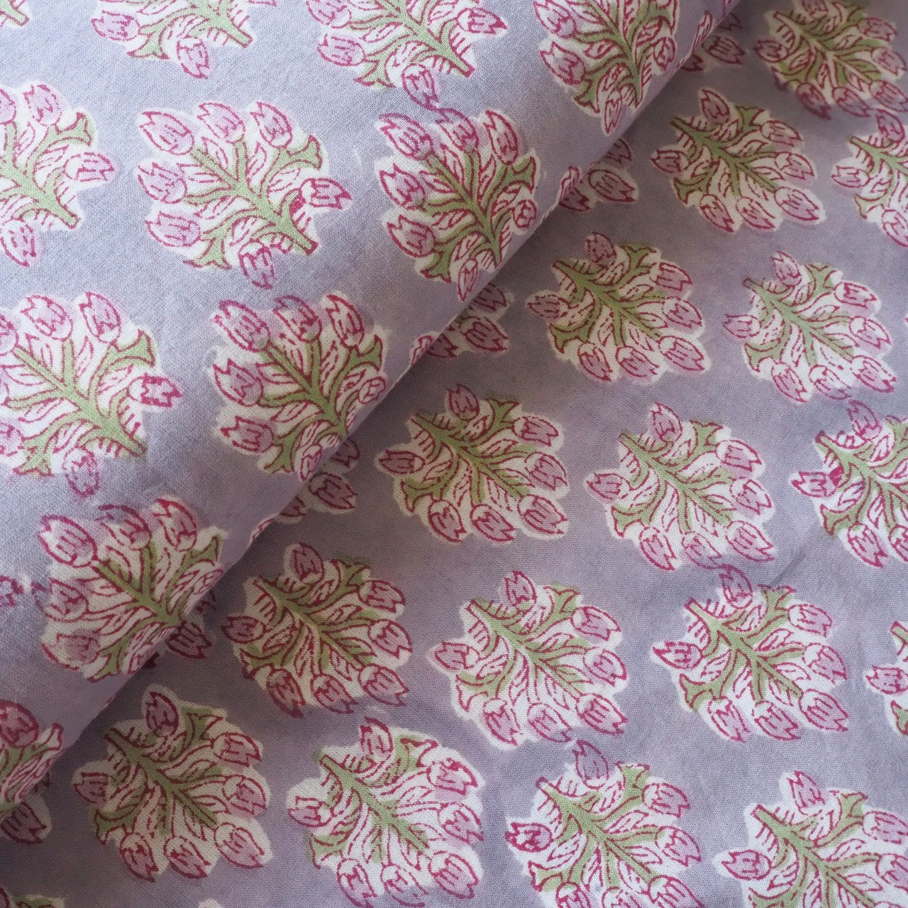 ブロックプリント生地【50cm単位】インド綿 小花柄 くすみパープルグレー×ピンク #26159-PR2