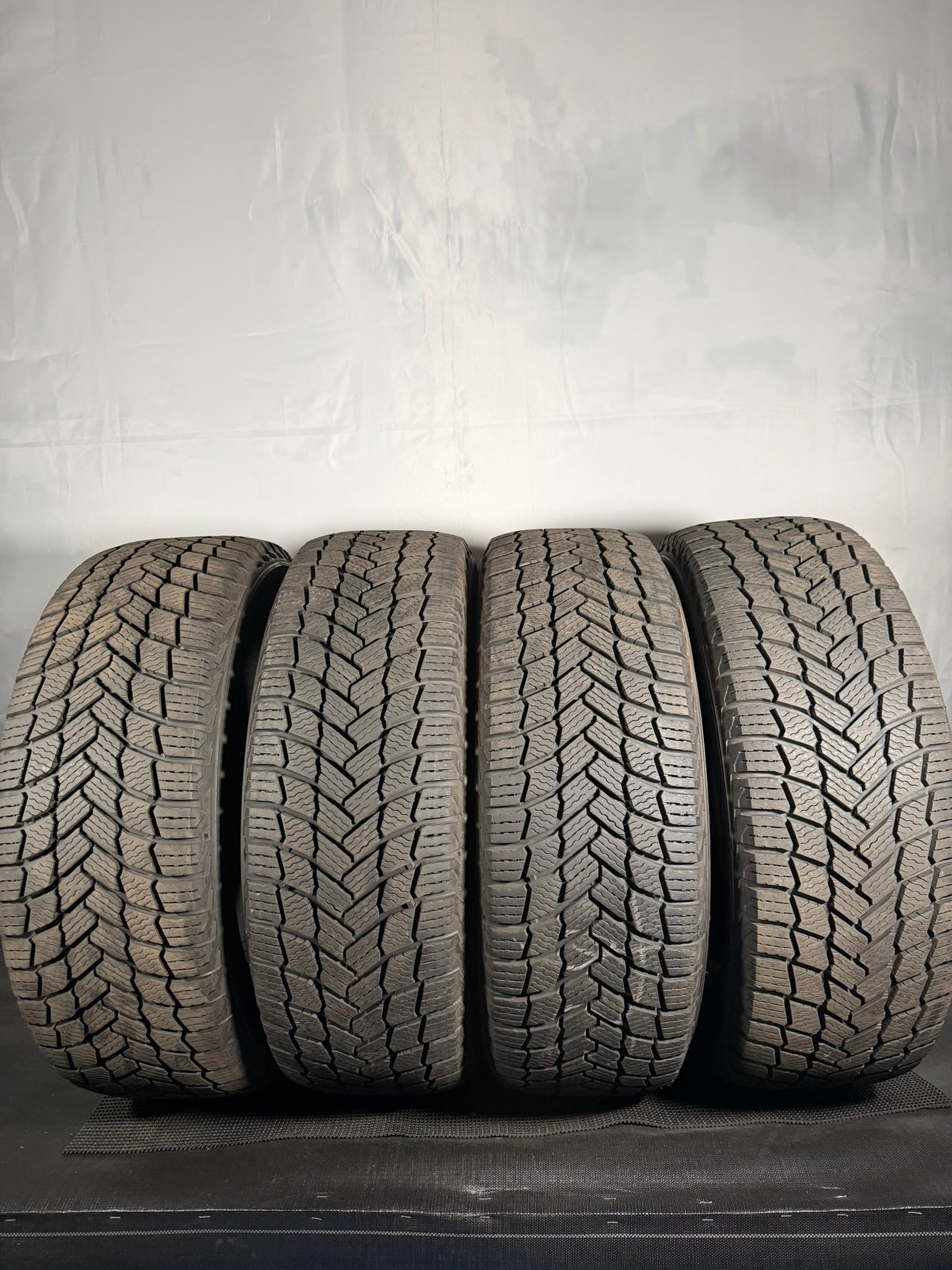送料無料○9分山 4本 ミシュラン 205/55R16 X-ICE XI3 16インチ○19071