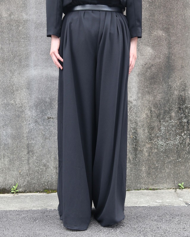 Baggy sheer layered slacks