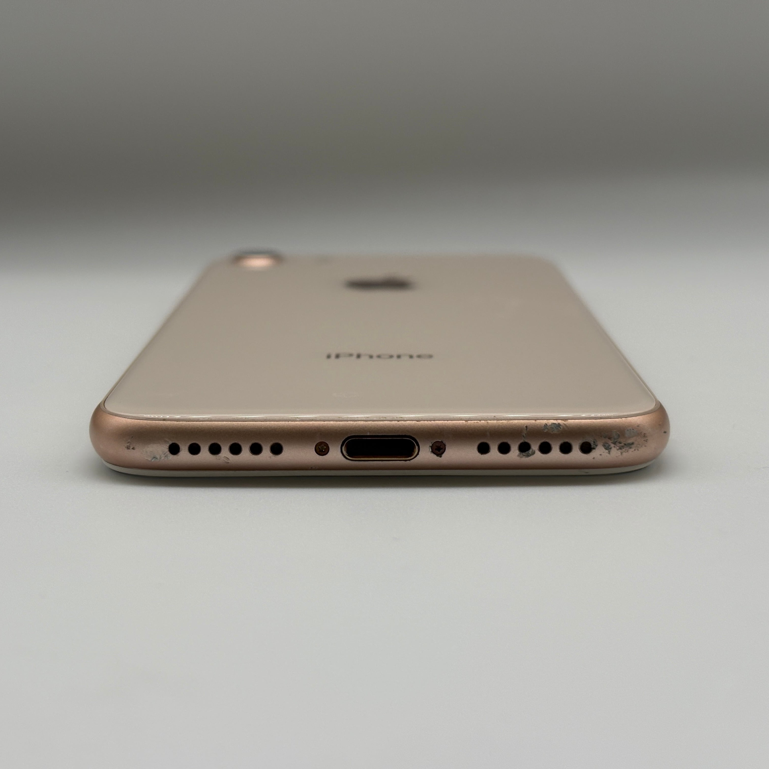 iPhone8 64GB ゴールド アイフォン本体 SIMフリー SIMロック解除済み