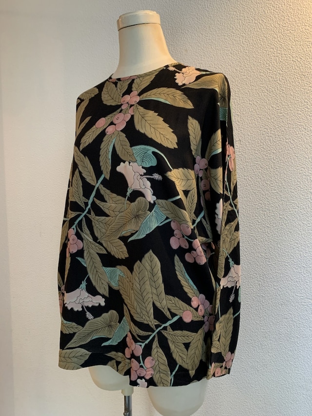 1980's Euro Botanical Pattern Pullover Blouse