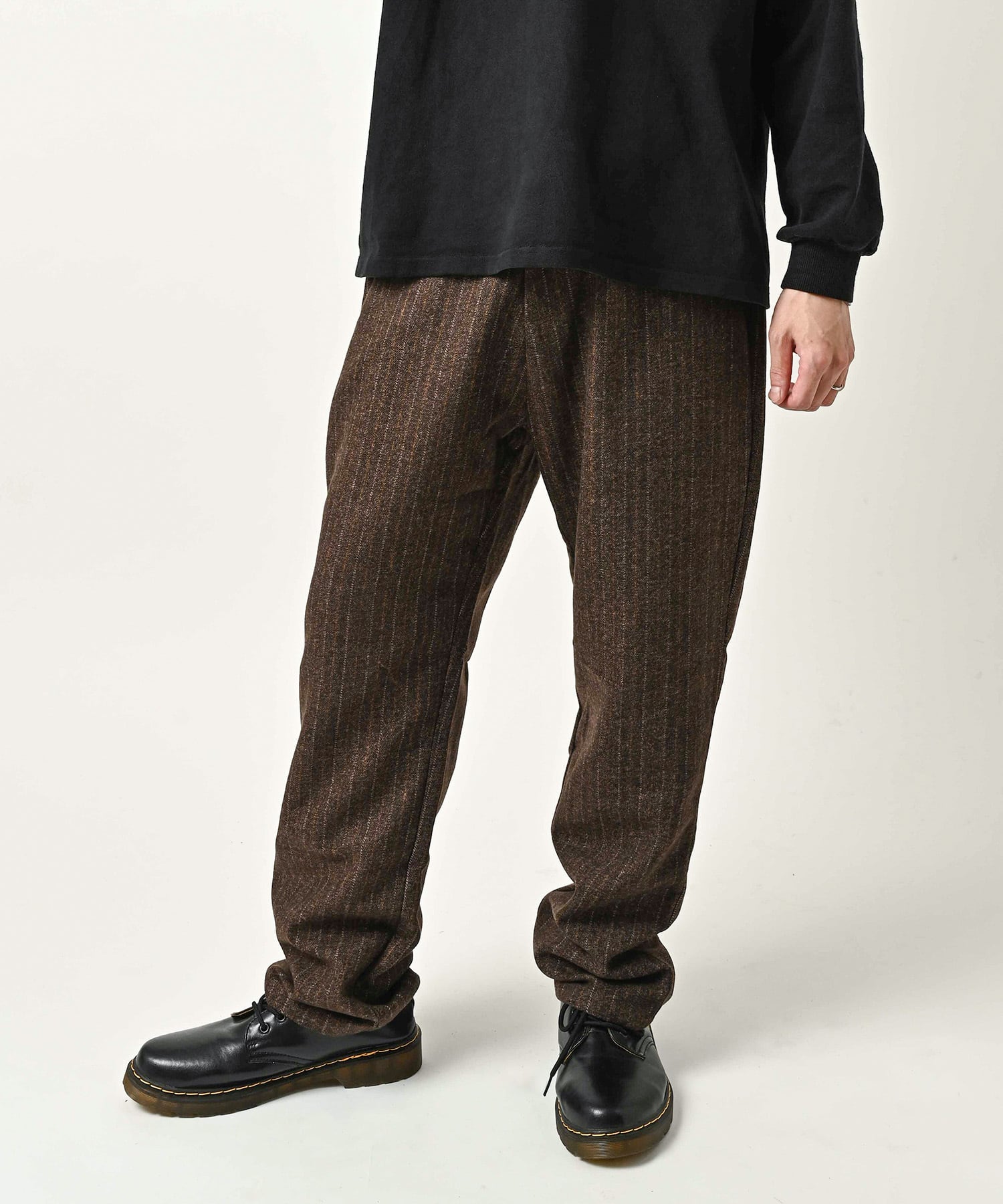 Revertical Wool-touch striped straight-leg trousers (BRN) RV9234
