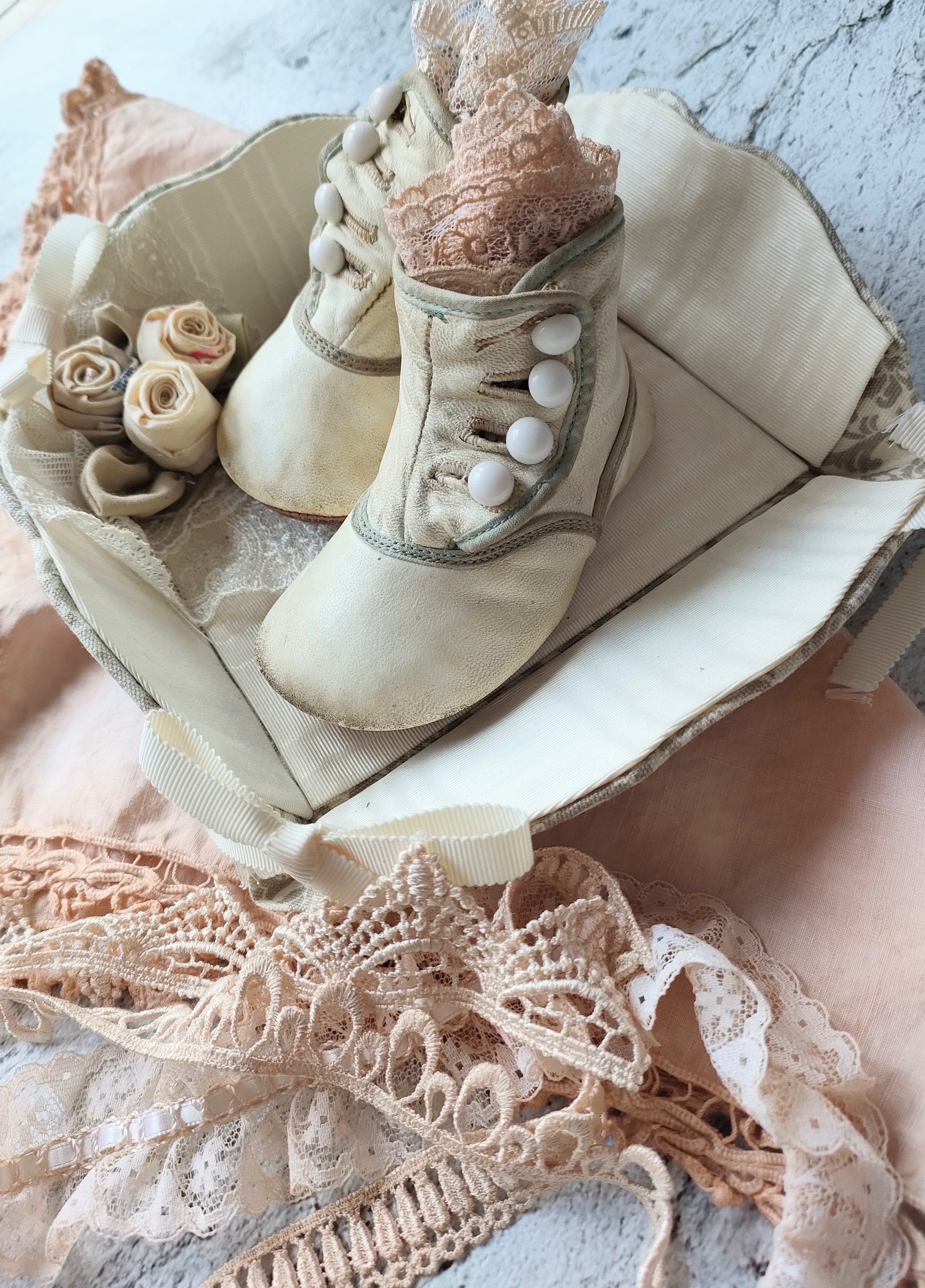 フランスアンティーク ベビーシューズ ベビーブーツ ボタンブーツ