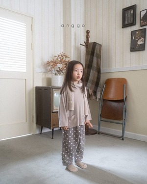 【anggo】ミルクティTシャツ クリーム 80〜120cm 240850