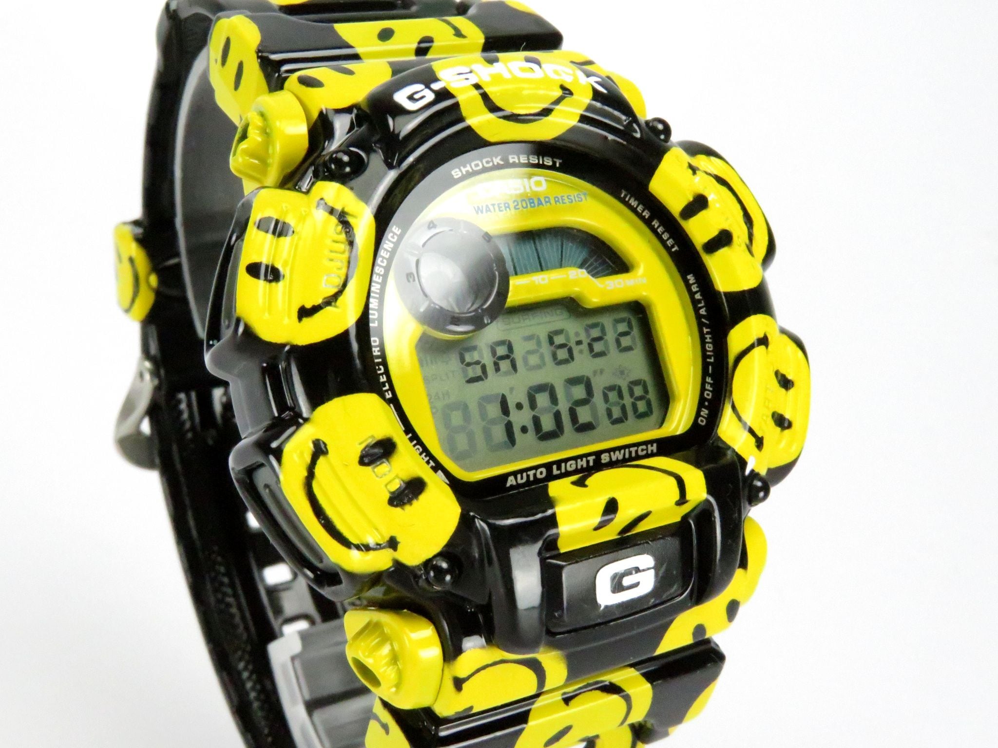 Gショック カスタム スマイリー 総柄 DW-9000 Xtreme にこ Gショック カスタム スマイリー 総柄 DW-9000 Xtreme にこ