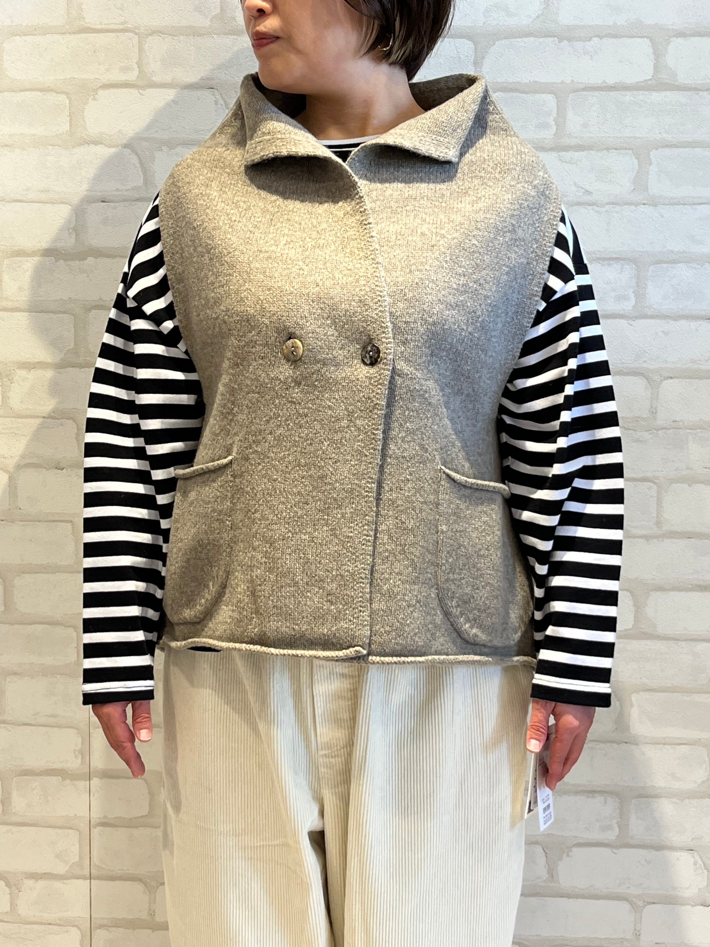 TANG/2320213/フロントボタンニットベスト(モカ)