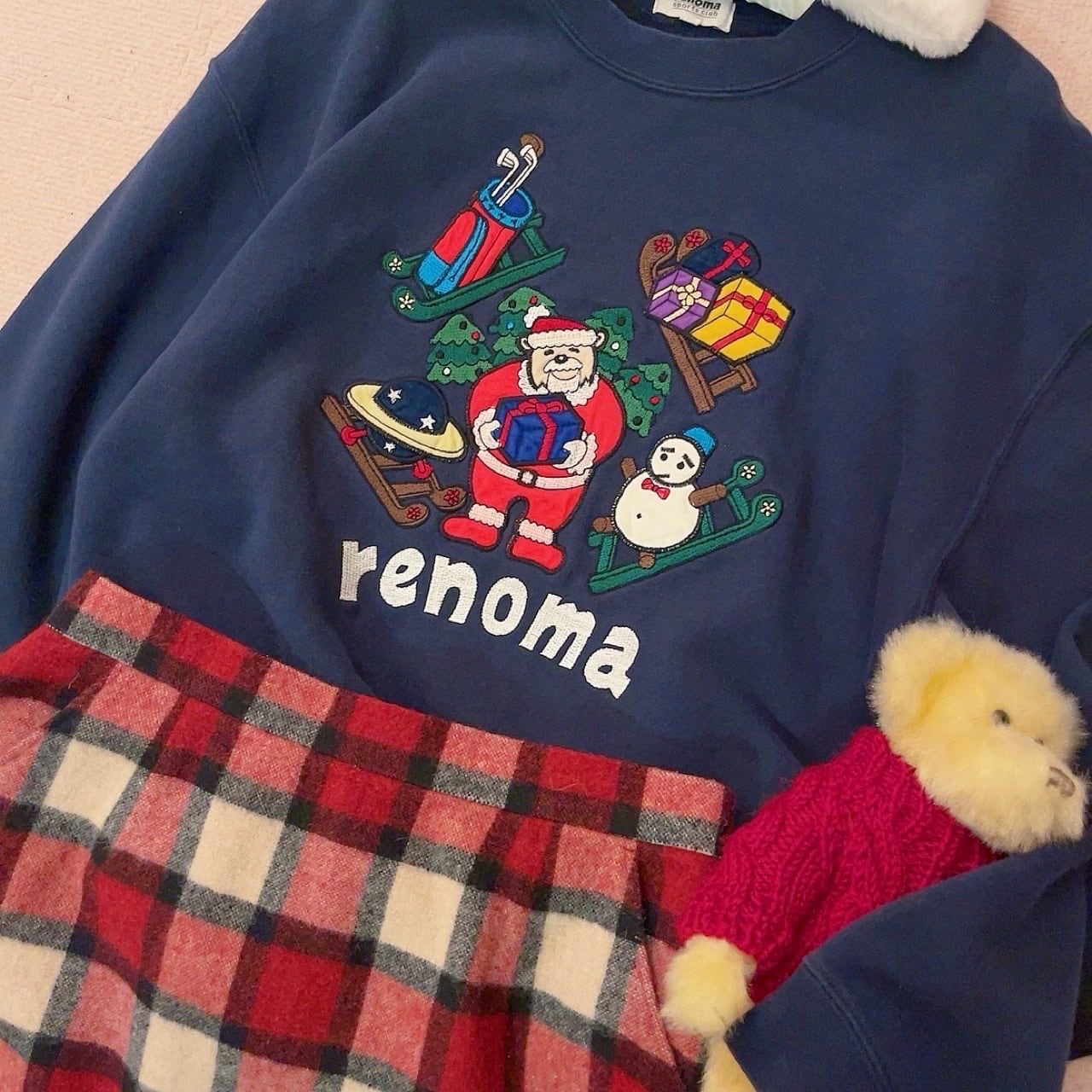 remoma / christmas embroidery sweat