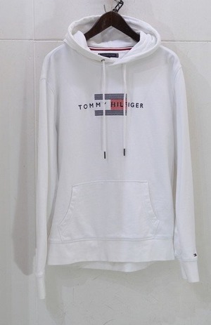 TOMMY HILFIGER パーカー