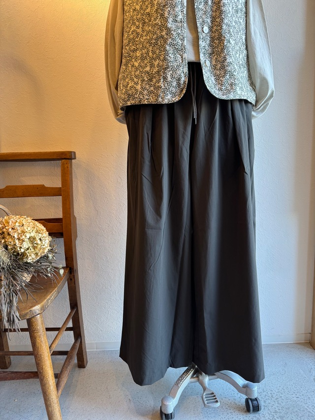 MANON ストレッチワイドパンツ