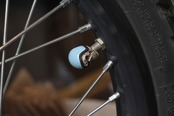 VINTAGE HELL'MET VALVE CAP /CC110プコブルー