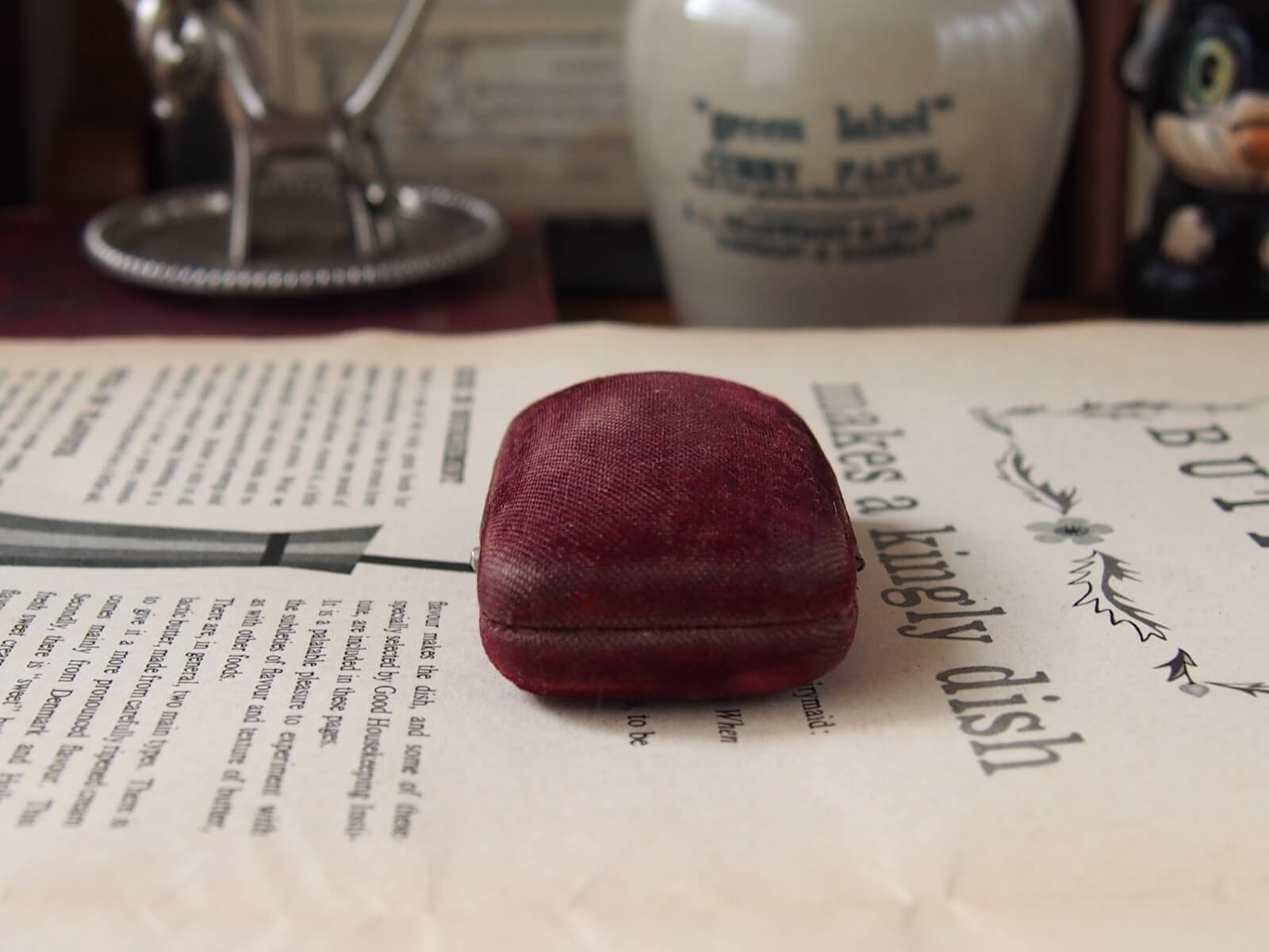 イギリスアンティーク ジュエリーケース ブローチケース | Bonny Bee