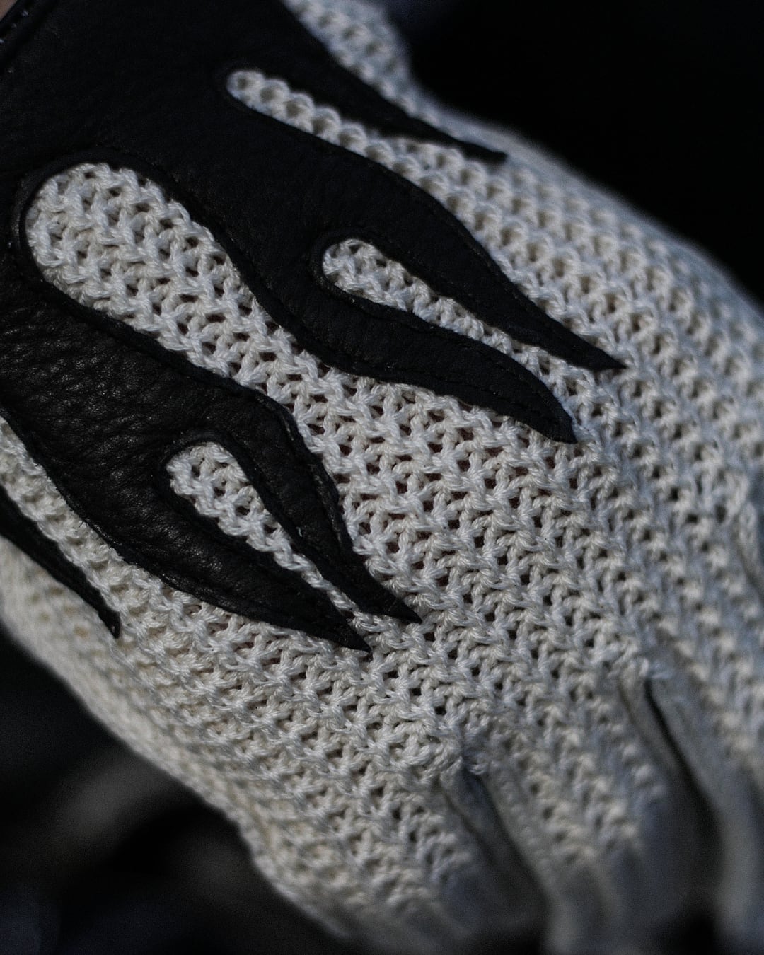 送料無料】MESH FLAMES GLOVE/フレイムスバイクグローブ | BARYFROMTHENORM