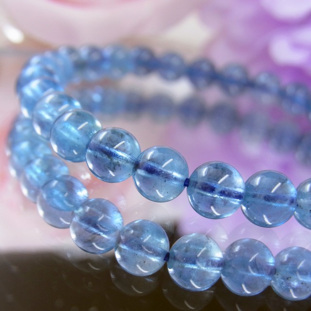 深海のような神秘ブルー サンタマリア アクアマリン ブラジル産 6ｍｍ 宝石のよう パワー 天然石ブレスレット I99