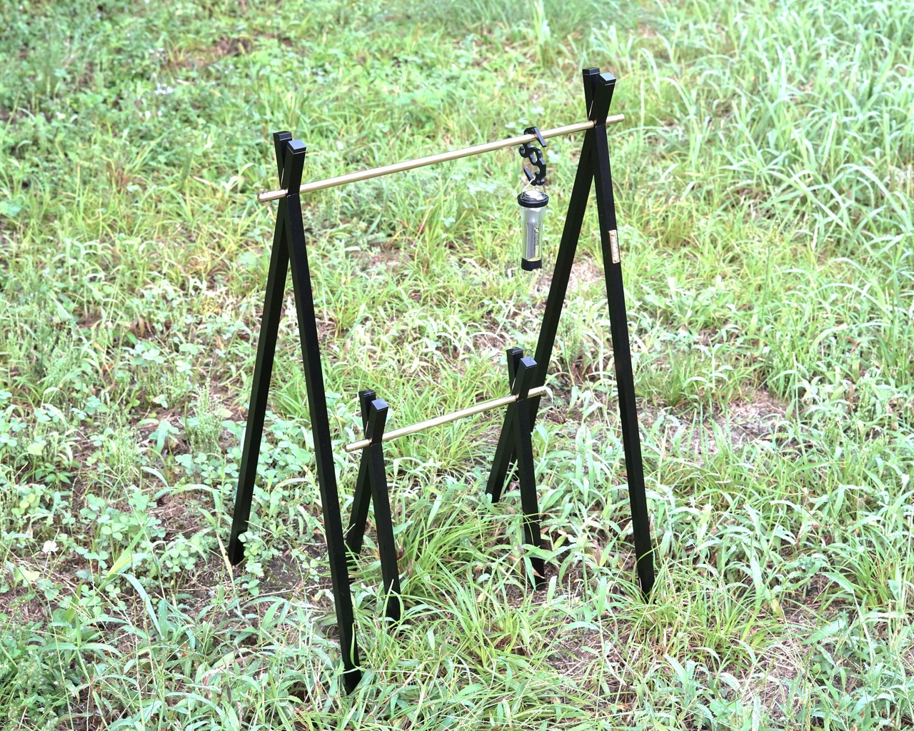 『MSMF-INDH-S』 黒アルミ+真鍮インディアンハンガー サイズ約W200*H260