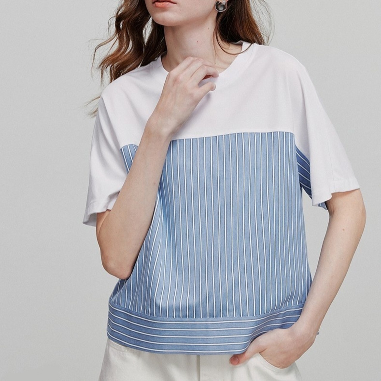 White & Blue Striped T-shirt / ホワイト & ブルー ストライプ Tシャツ