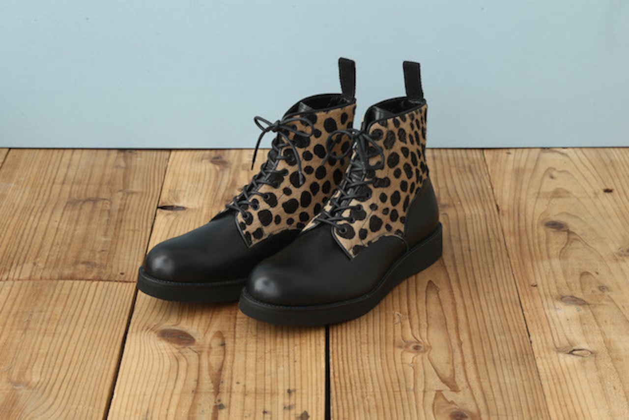 LACE UP BOOTS (WEDGE SOLE)