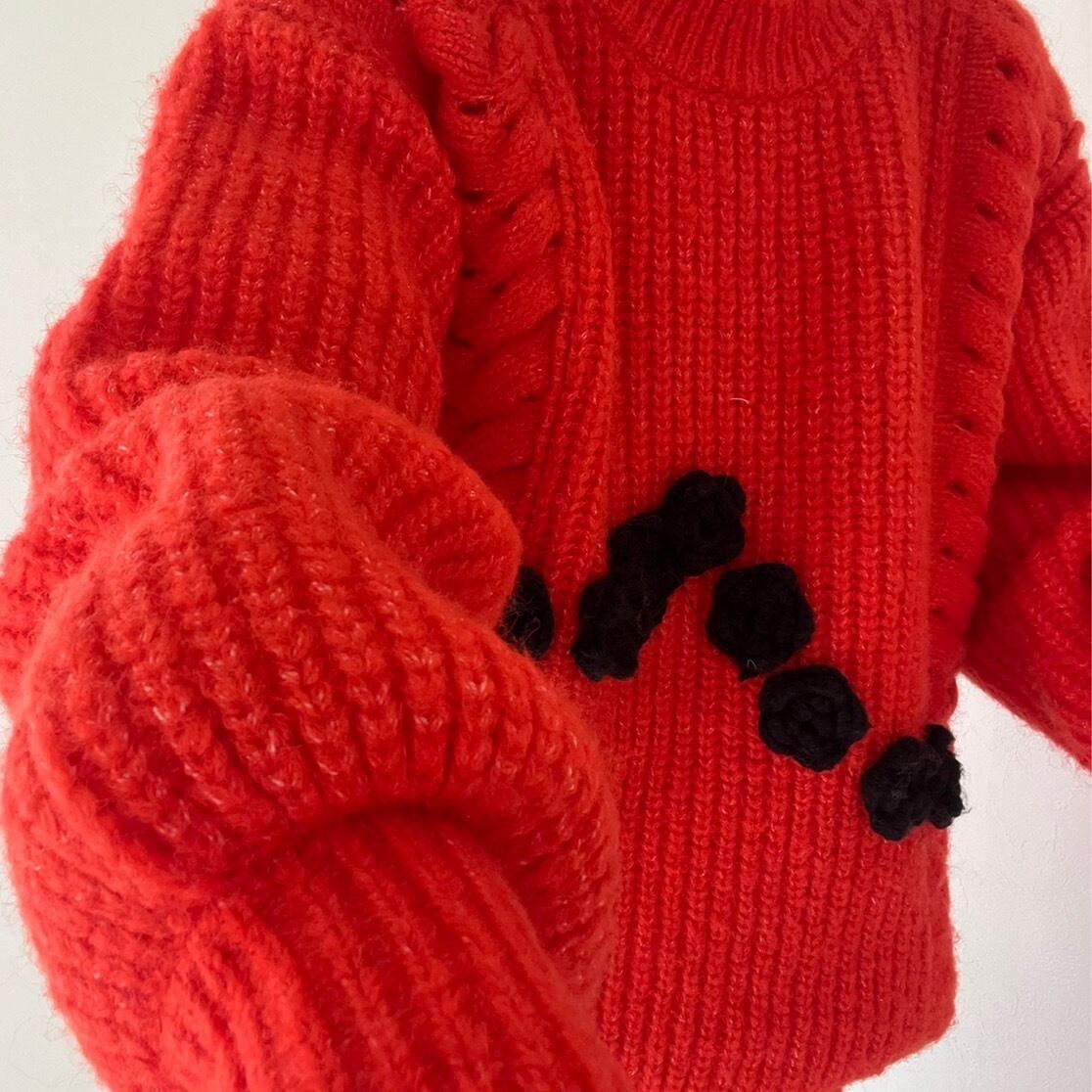 ボリュームスリーブフラワーモチーフニットセーター_LN01626