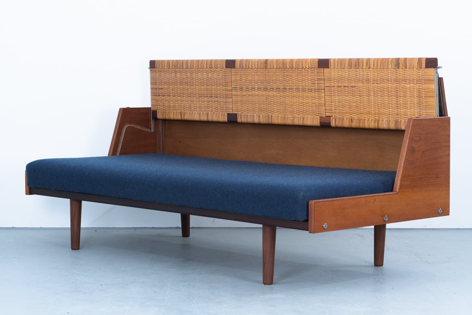 Hans J. Wegner | GE7 Daybed | kaikki gallery | 北欧ヴィンテージ
