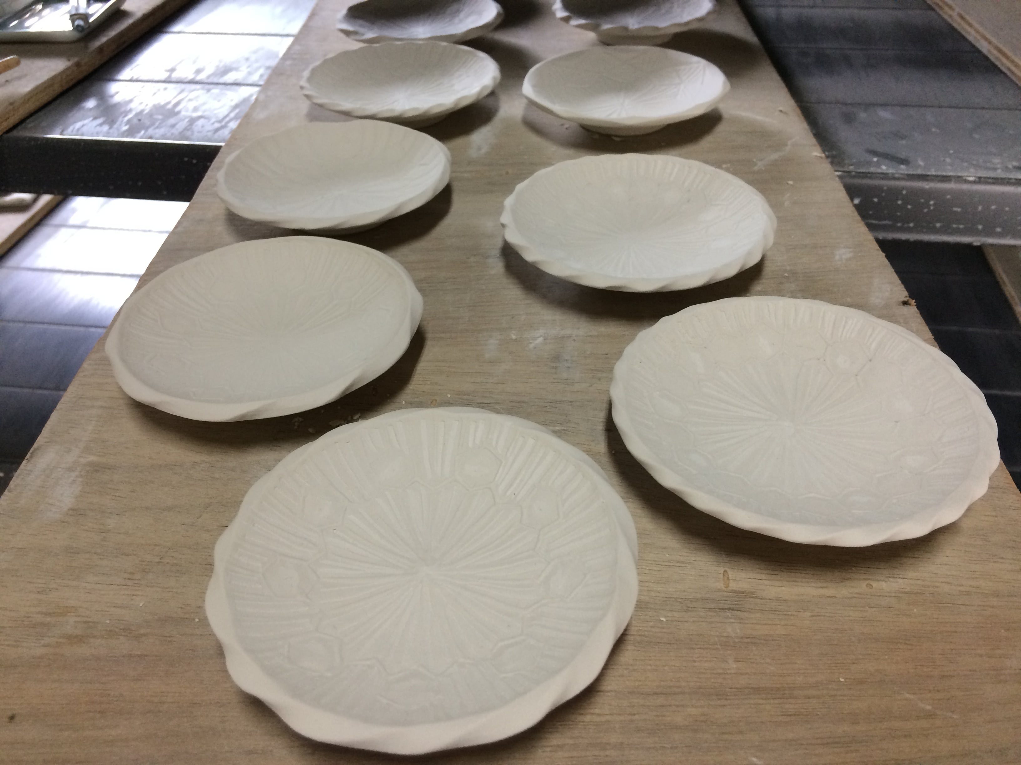 林みちよ　縁レース銀彩皿（No.10）　菓子皿　オブジェ　アート　茶道 林みちよ 縁レース銀彩皿（No.10） 菓子皿 オブジェ アート 茶道 藍青