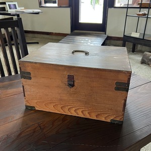 アンティーク木箱（薬箱）