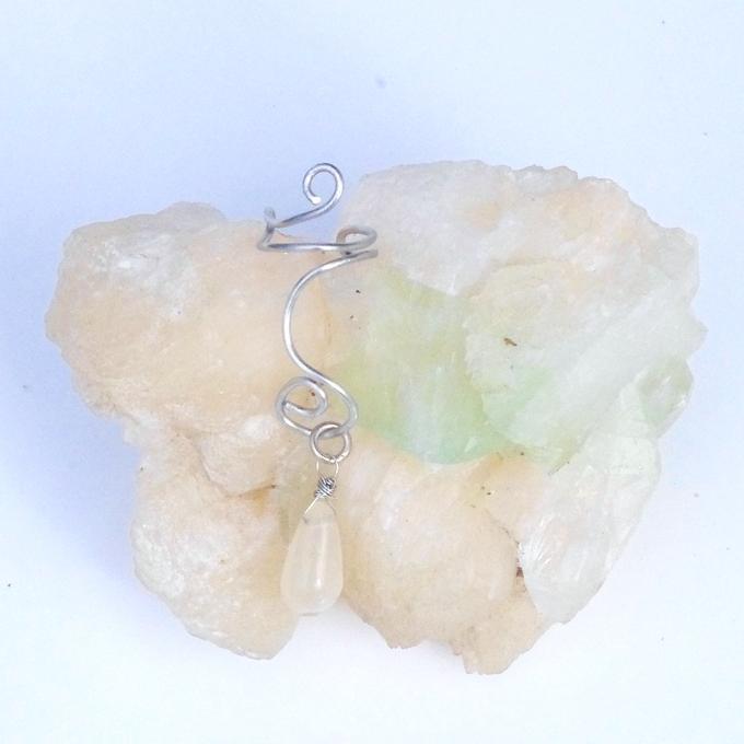 【Sale】一点物✦⋆.6月の誕生石⋆.·月の雫⋆.·ムーンストーンイヤーカフ✦ステンレス⋆.·✦