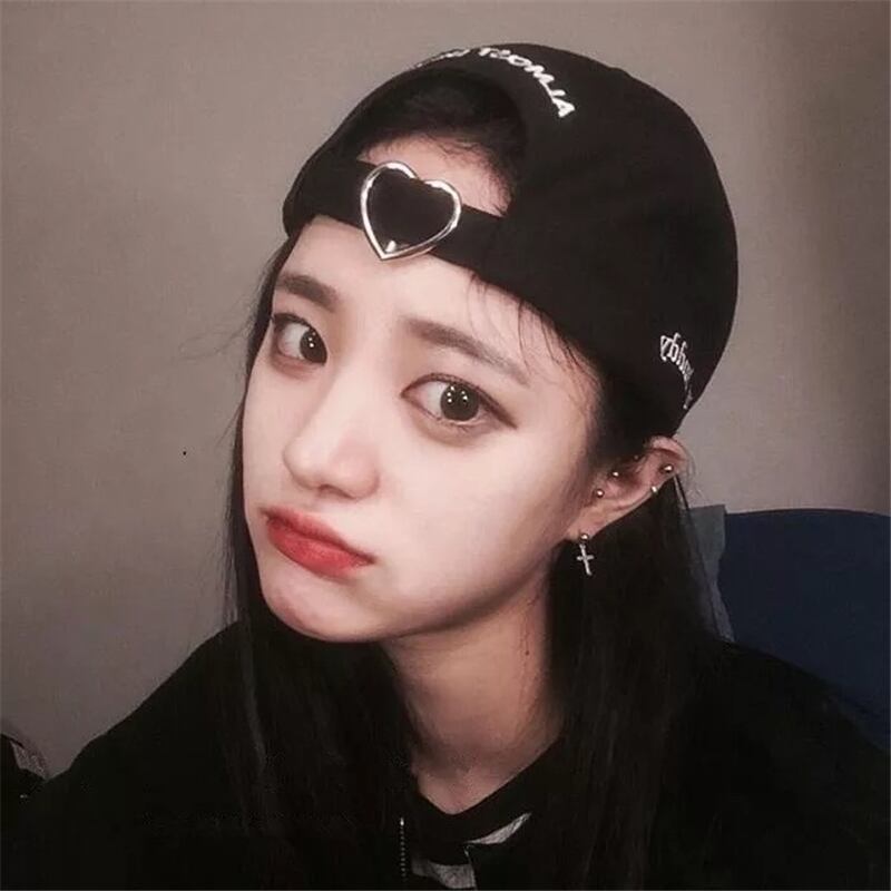 ネットレッドユース野球帽カジュアルワイルドレターラブカーブドブリムハット無地ヒップホップキャップ ブラック・アイド・ピーズ5240749940