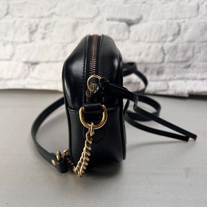 GUCCI グッチ GGマーモント　キルティング レザー ショルダーバッグ 黒 A-13990