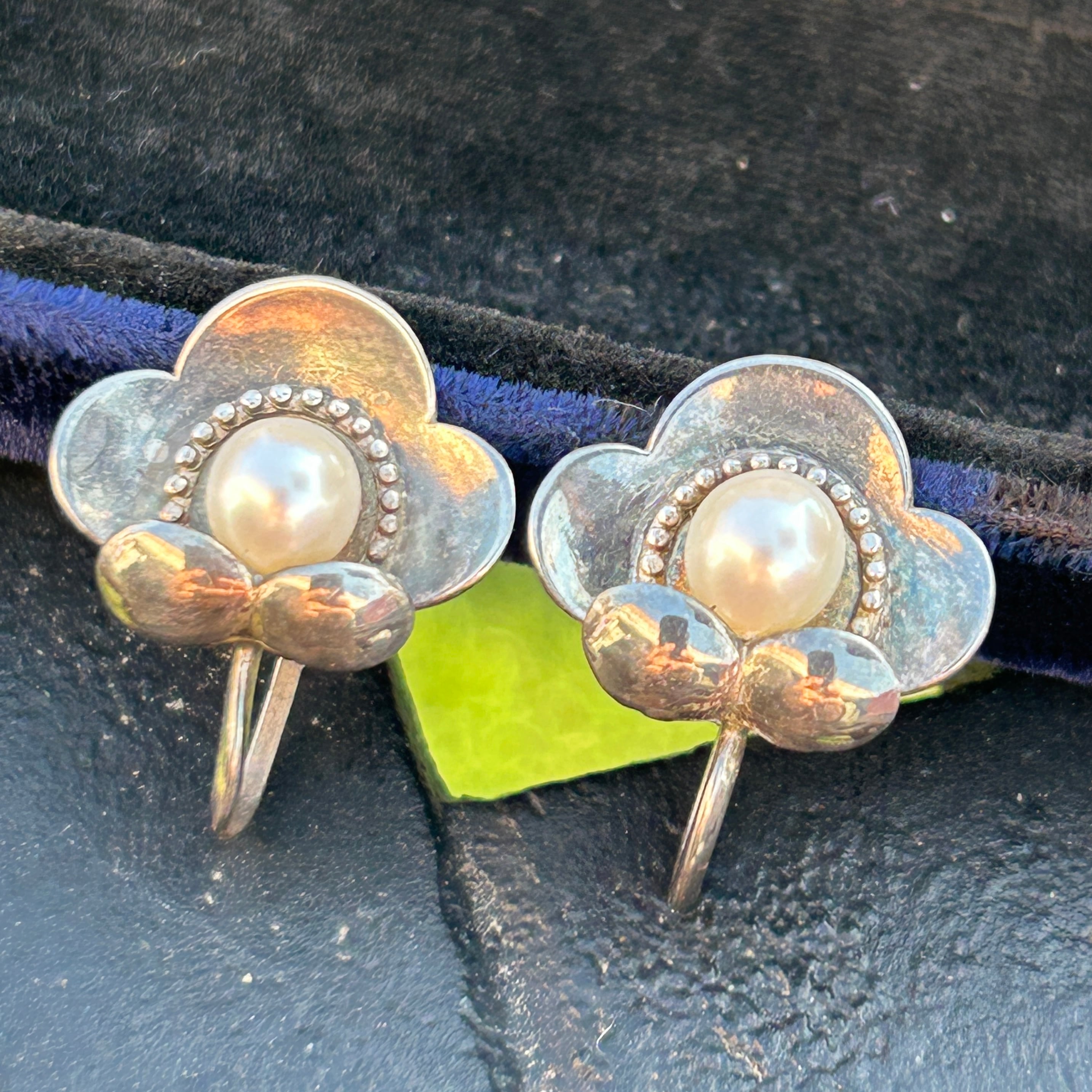 ヴィンテージ　輸出仕様　silverあこや真珠　梅花イヤリング