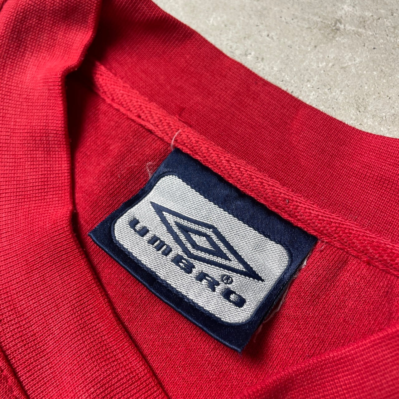 90年代 UMBRO アンブロ ラインデザイン フロントロゴ刺繍 スウェット ...