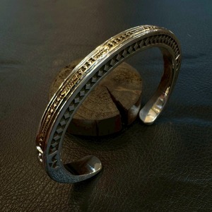 ライルセカテロ(Lyle Secatero) 14Kスクエアバングル MLサイズ