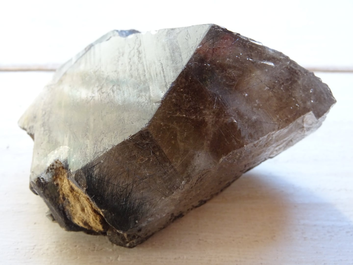 スモーキーブルー・ザギマウンテンクリスタル ~Blue Fire~