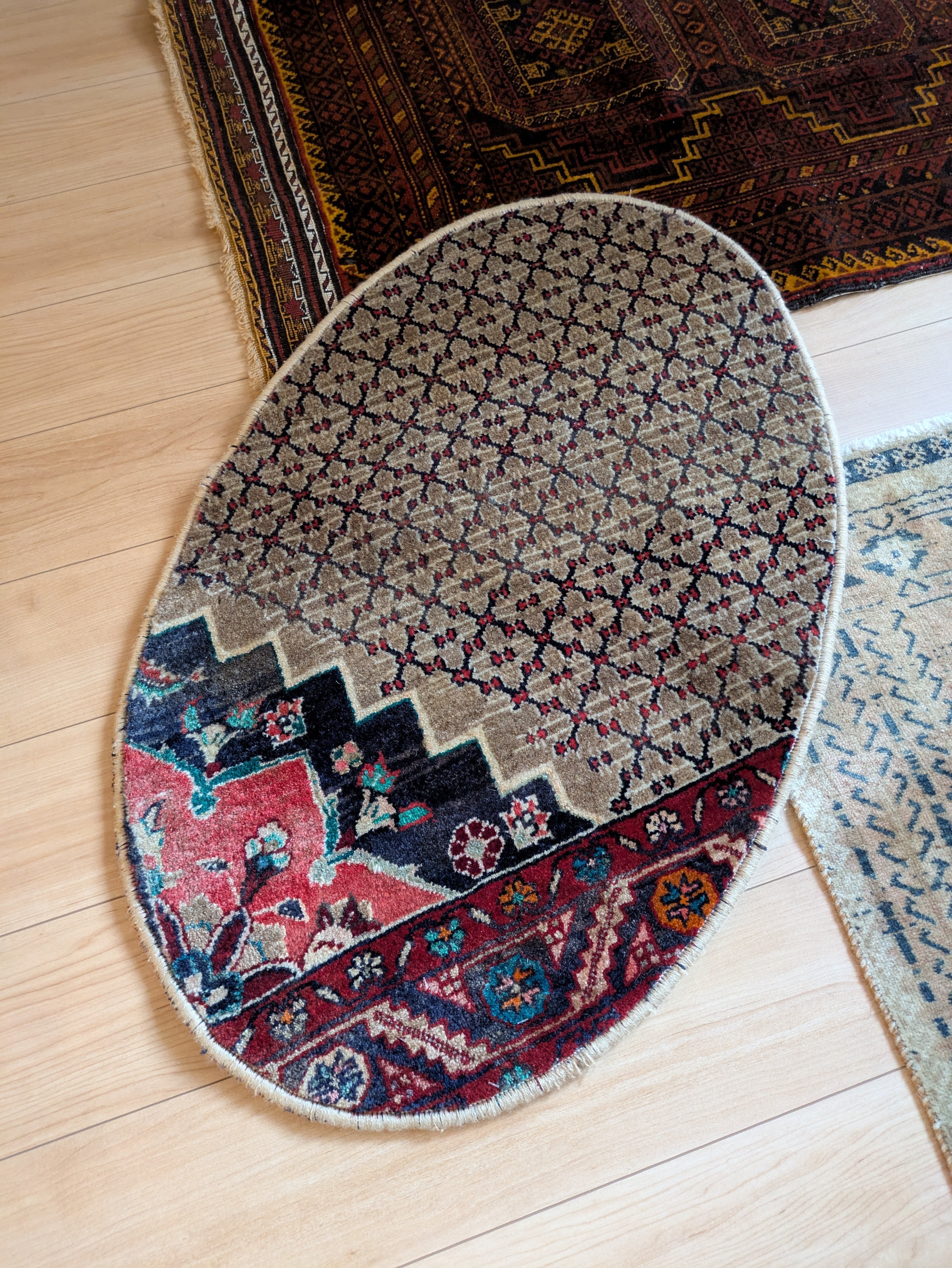 トライバルラグ オールドギャッベ トライバルラグ Old Tribal rug, Shiraz, 204×115cm