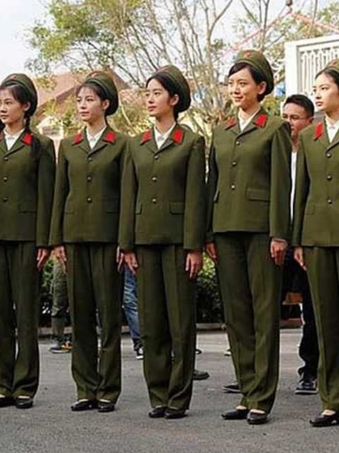 芳華同風の昔ながらの懐かしい軍服紅軍公演服65紅衛兵ダンス公演服