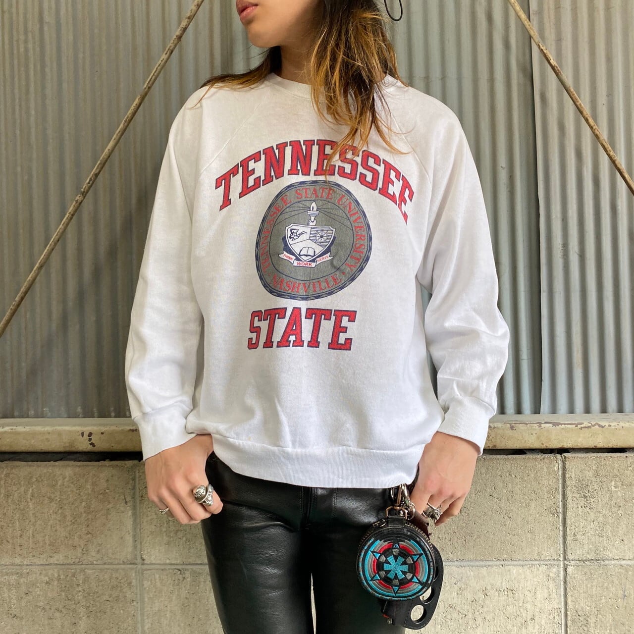 80年代 80s トリコタグ Champion チャンピオン TENNESSEE STATE　テネシー州立大学 カレッジスウェット トレーナー  メンズXL 3連プリント 染み込みプリント ヴィンテージ ビンテージ 古着 【スウェット】【VTG】【AL2109】【FM1023】【SA2204】  | ...