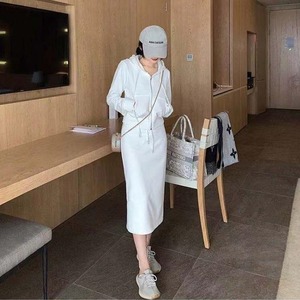 パーカー フーディ ロングスカート 2点セット セットアップ 送料無料 2色 リブ ジップパーカー フード ペンシルスカート フード トレーナー 長袖 レディース クロップトップス ボトムス 大人可愛い かわいい きれいめ 大人女子 エレガント 無地 春 秋 ガーリー 大人 学生 お出かけ 外出 きれいめカジュアル 着回し ファッション デート コーディネート 重ね着 休日 特別な日 お祝い 記念日 カジュアル 普段着 春コーデ 秋コーデ おしゃれ シンプル スタイル ゆったり 細見せ 韓国ファッション