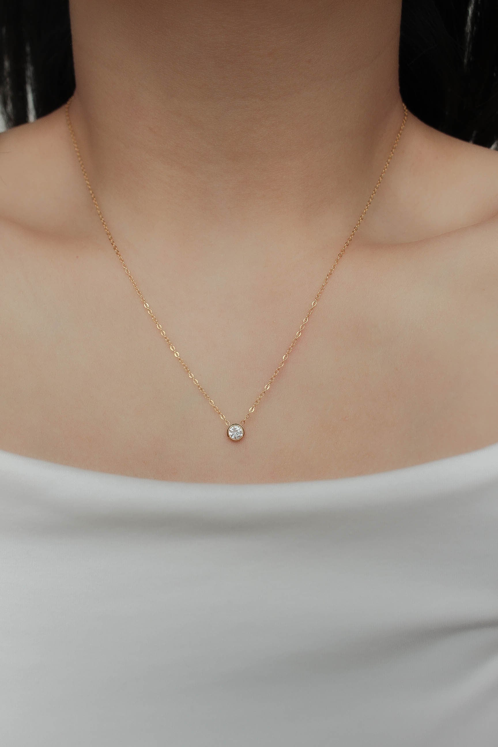 Mini Carat Necklace | 金属アレルギー対応のアクセサリー ebine