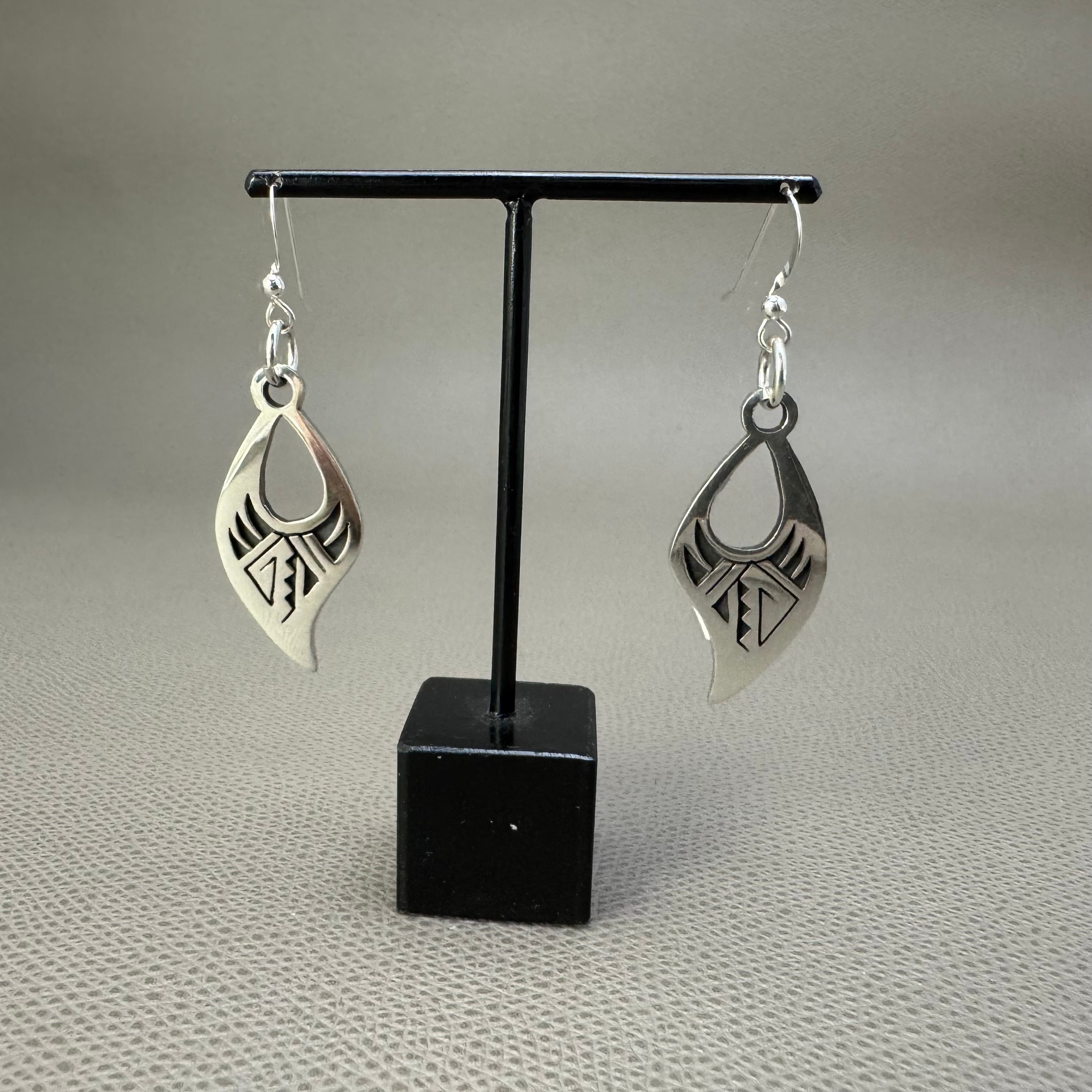 HOPI(ホピ)族 Adrian Sanchez作 イーグルオーバーレイバングル