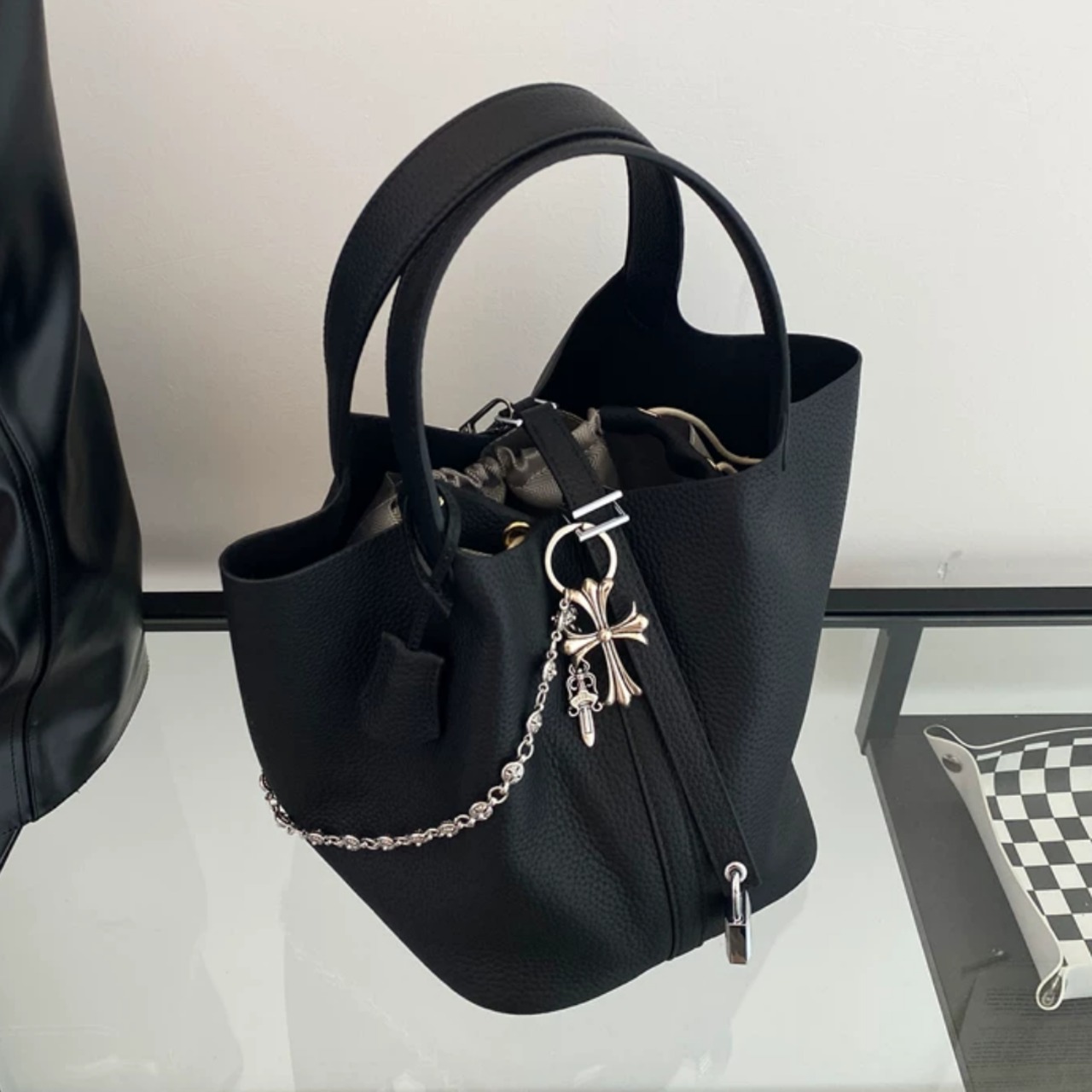 Genuine leather bucket bag (ME487)