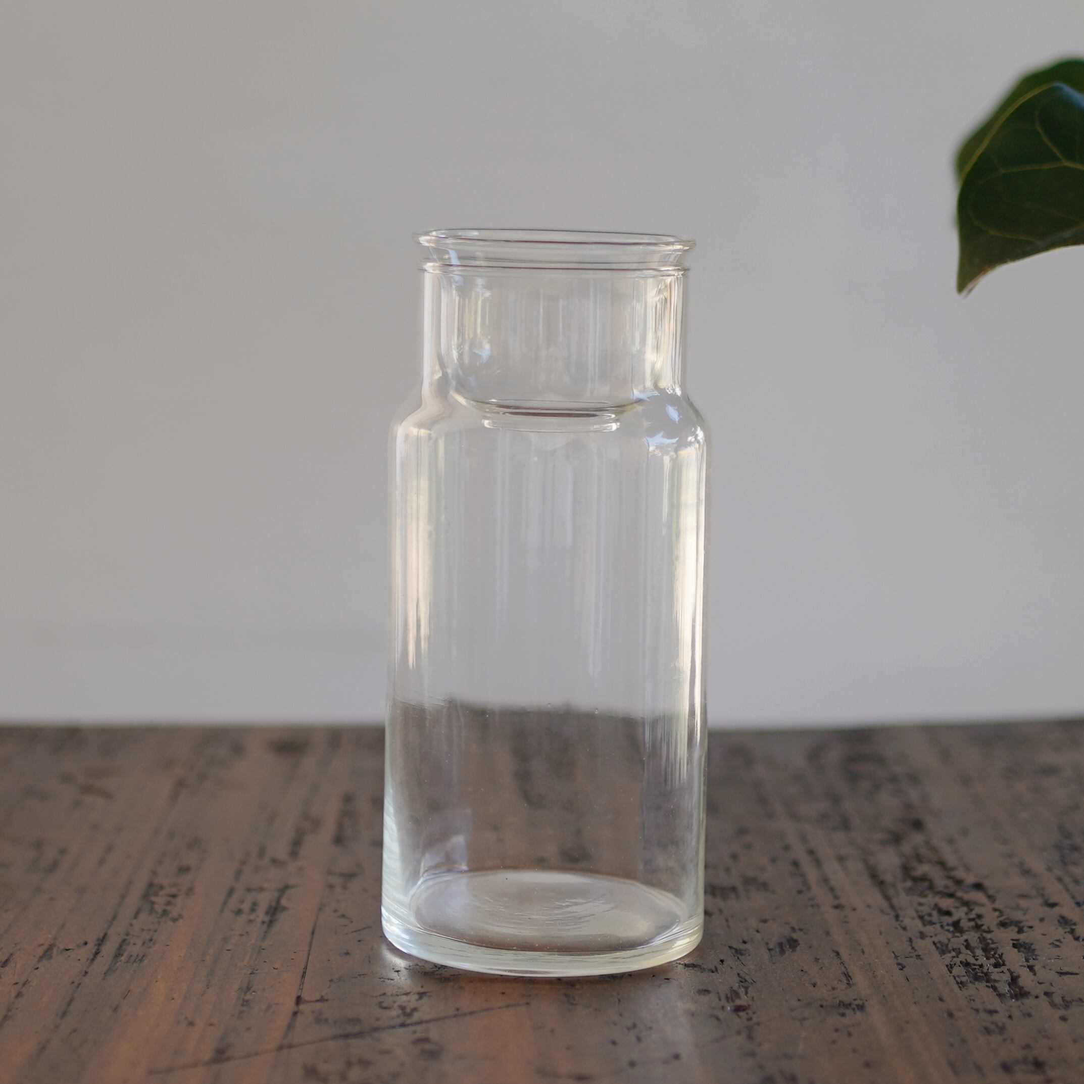 ベトナム製リサイクルガラスバルブベース L