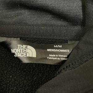 【THE NORTH FACE】ポリエステル パーカー フーディー プルオーバー M ロゴ プリント バックロゴ ハーフドーム ノースフェイス アウトドア 黒 US古着