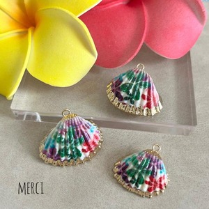 ゴールドメッキフレームフラワーイラストチャーム/貝殻