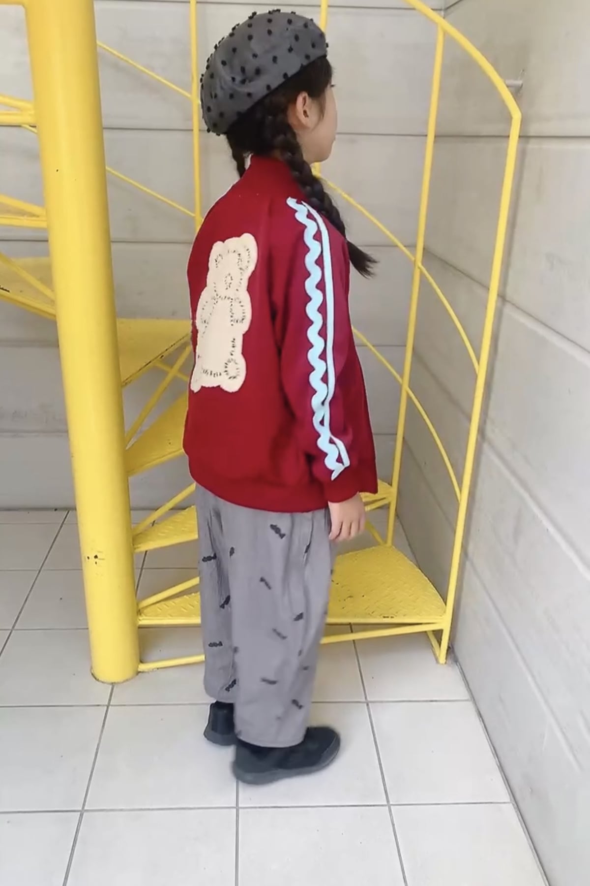 KUMA EMBROIDERY PATCH TRACK JACKET / F2 | frankygrow concept shop