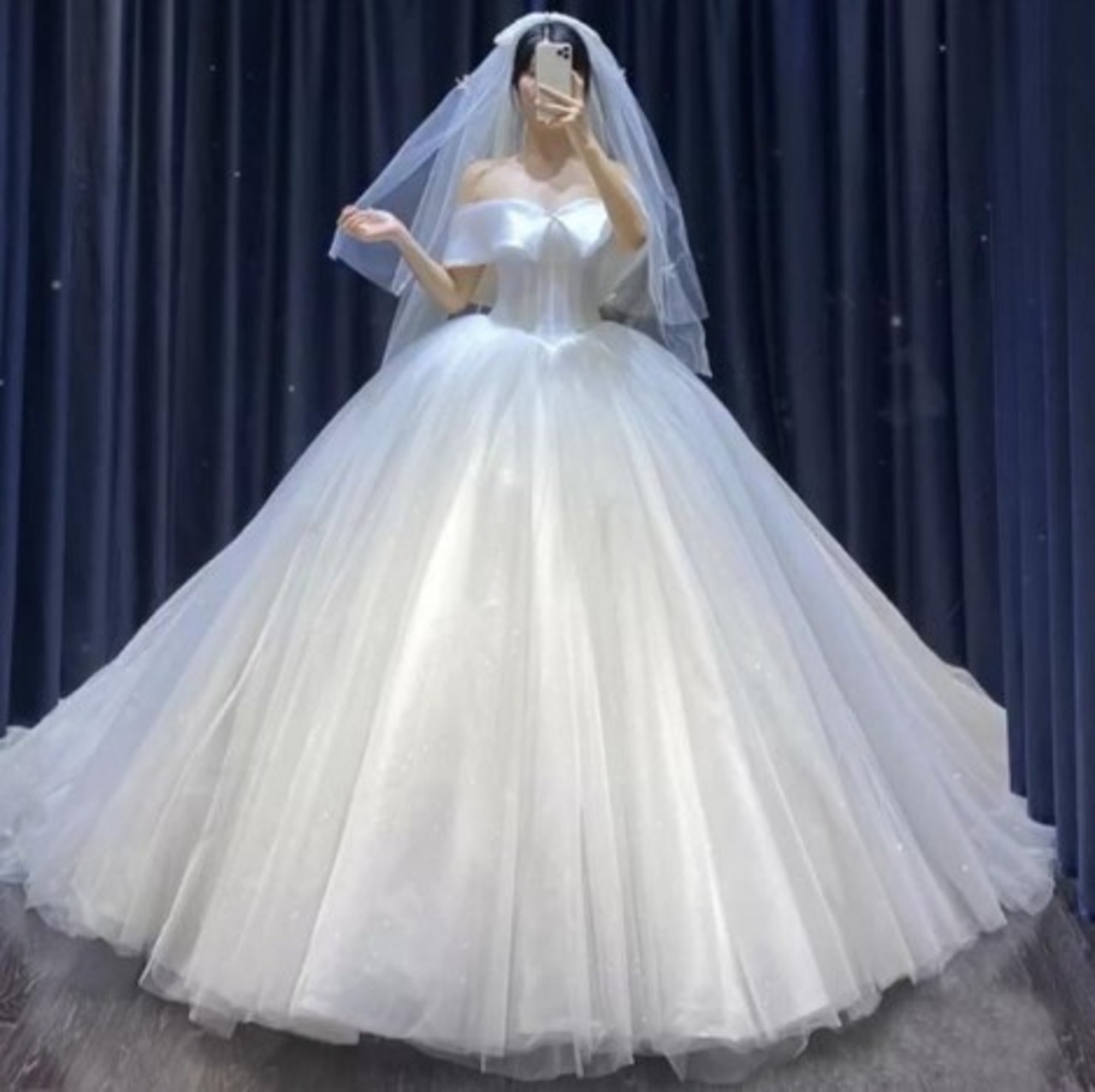 上品！ ウエディングドレス ホワイト オフショルダー ロングトレーン  