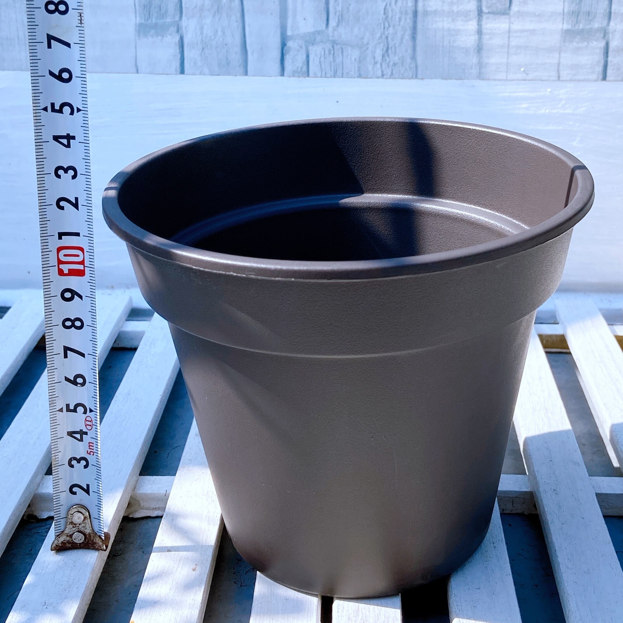黒色のシンプルな植木鉢 5号サイズ 】 植物の緑をより引き立てる